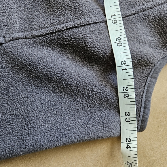 Mens size large Cabela's vest - Picture 4 of 10